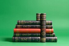 Выпускной альбом: как сохранить школьные годы красиво и без боли