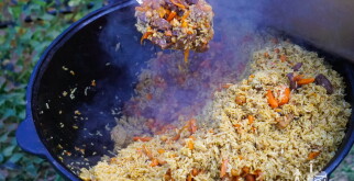 Как заказать вкусный плов на мероприятие: лучшие советы и рекомендации