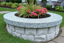 Гранитные бордюры: зачем нужны, как выбрать и почему они оправдывают вложения