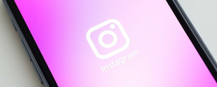 Смотреть истории в Instagram тайно: что реально работает, а что — заблуждение