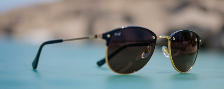 Солнцезащитные очки: как выбрать, не пожалеть и носить с умом