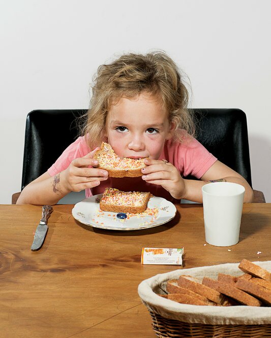 Viv Bourdrez, 5 лет, Амстердам - Что едят дети на завтрак по всему миру