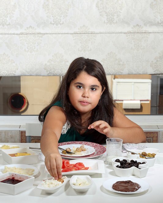 Oyku Ozarslan, 9 лет, Стамбул - Что едят дети на завтрак по всему миру