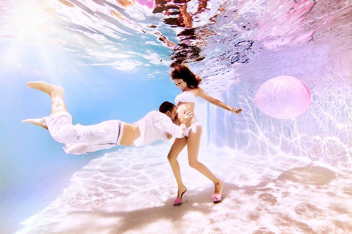 Беременные женщины под водой - 20 красивых фотогргафий