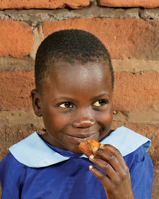 Emily Kathumba, 7 лет, Малави - Что едят дети на завтрак по всему миру